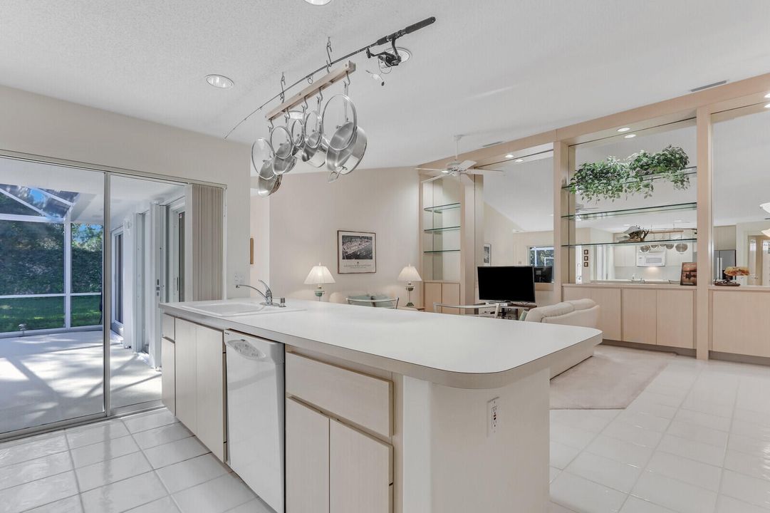 En Venta: $360,000 (2 camas, 2 baños, 1152 Pies cuadrados)