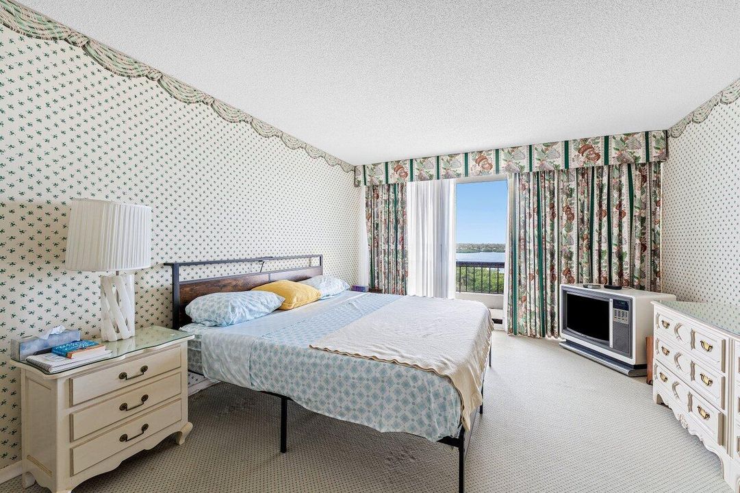 待售: $3,050,000 (3 贝兹, 3 浴室, 2606 平方英尺)