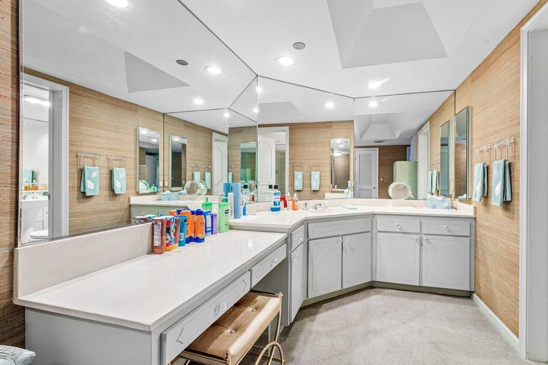 待售: $3,050,000 (3 贝兹, 3 浴室, 2606 平方英尺)