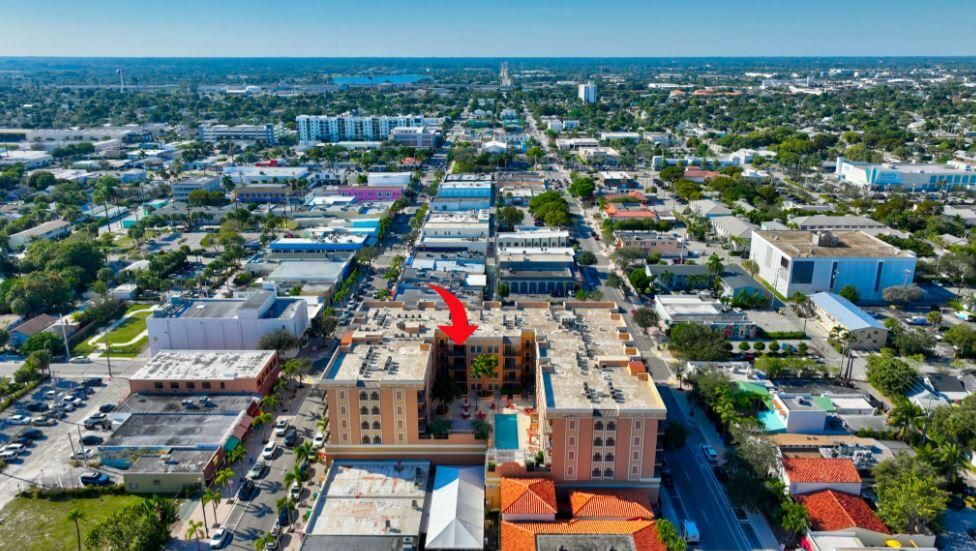 For Sale: $450,000 (3 beds, 2 baths, 1338 Square Feet)