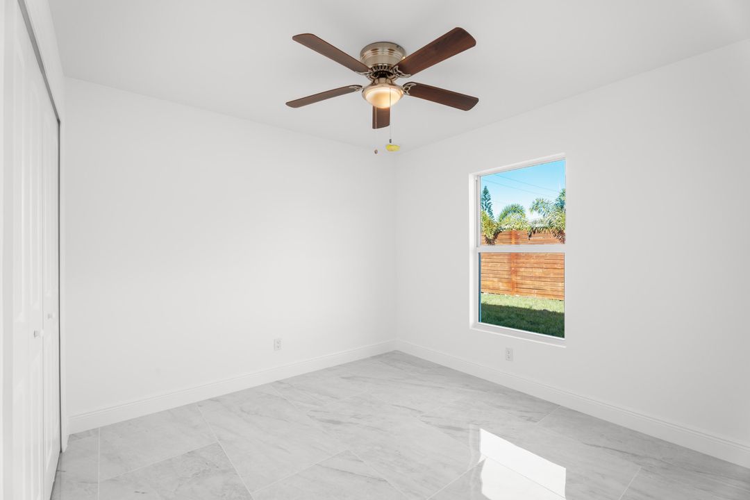 En Venta: $485,000 (4 camas, 2 baños, 1800 Pies cuadrados)