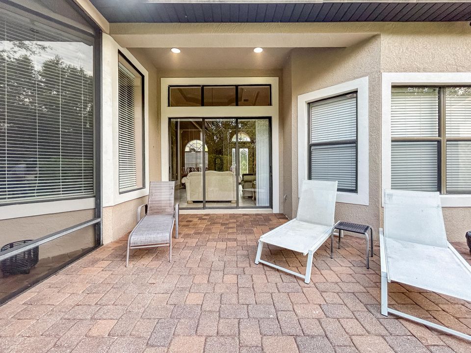 На продажу: $570,000 (3 спален, 2 ванн, 2138 Квадратных фут)