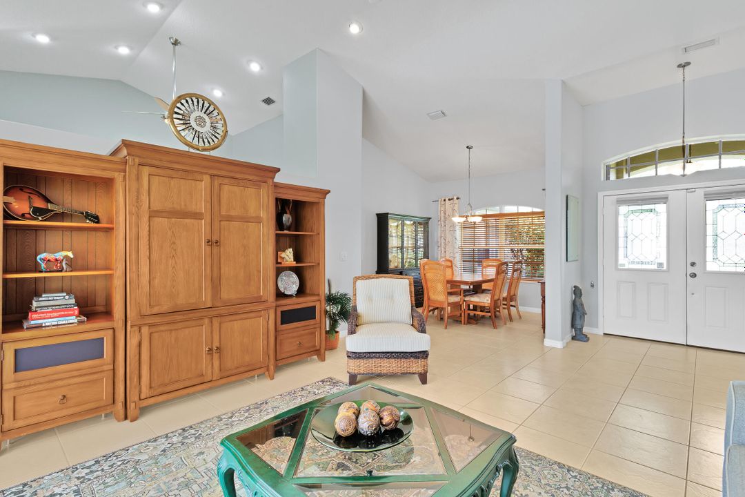 На продажу: $475,000 (3 спален, 2 ванн, 1737 Квадратных фут)