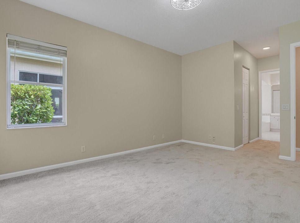 En Renta: $2,800 (3 camas, 2 baños, 2303 Pies cuadrados)