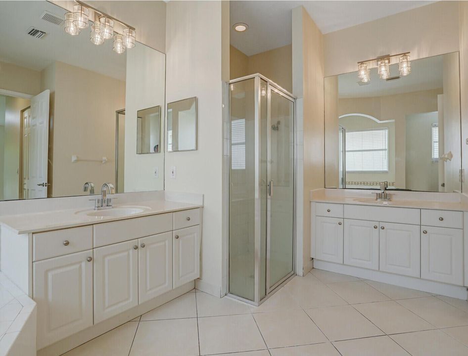 En Renta: $2,800 (3 camas, 2 baños, 2303 Pies cuadrados)