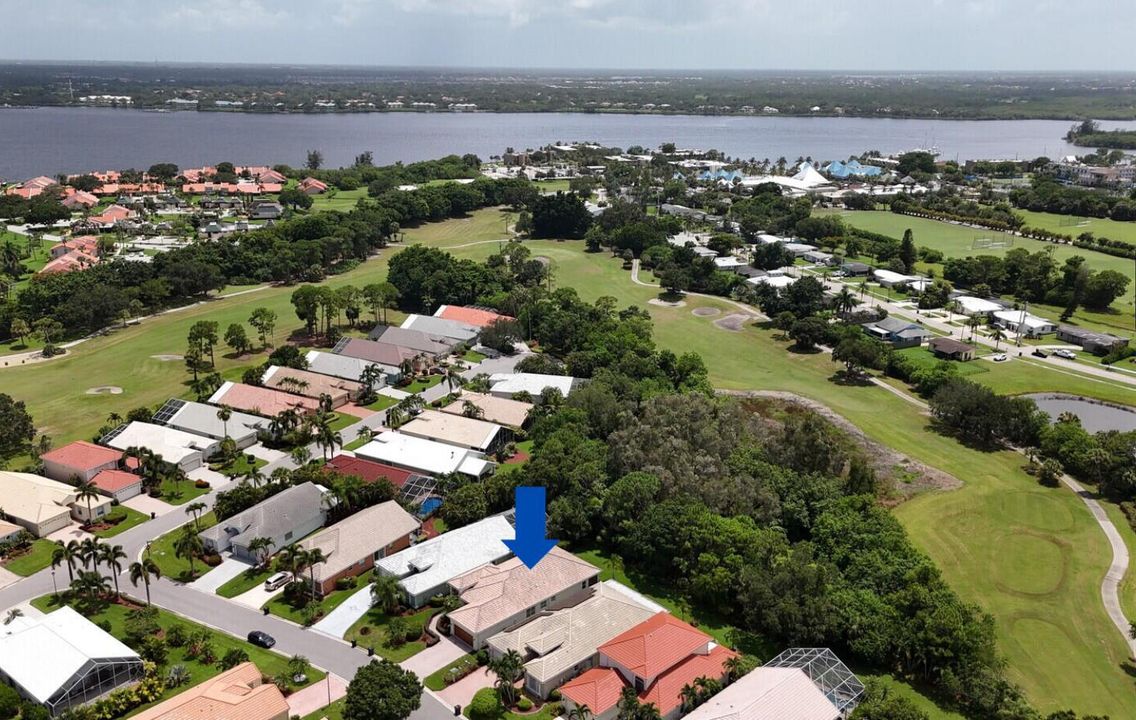 En Renta: $2,800 (3 camas, 2 baños, 2303 Pies cuadrados)