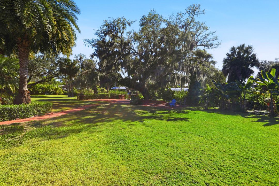 На продажу: $890,000 (3 спален, 2 ванн, 1500 Квадратных фут)