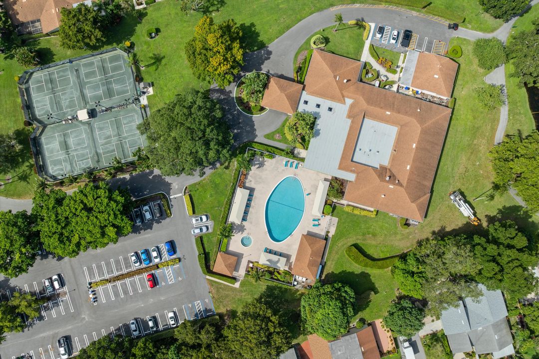 На продажу: $230,000 (2 спален, 2 ванн, 1188 Квадратных фут)