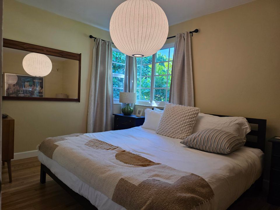 出租: $4,000 (3 贝兹, 2 浴室, 1344 平方英尺)