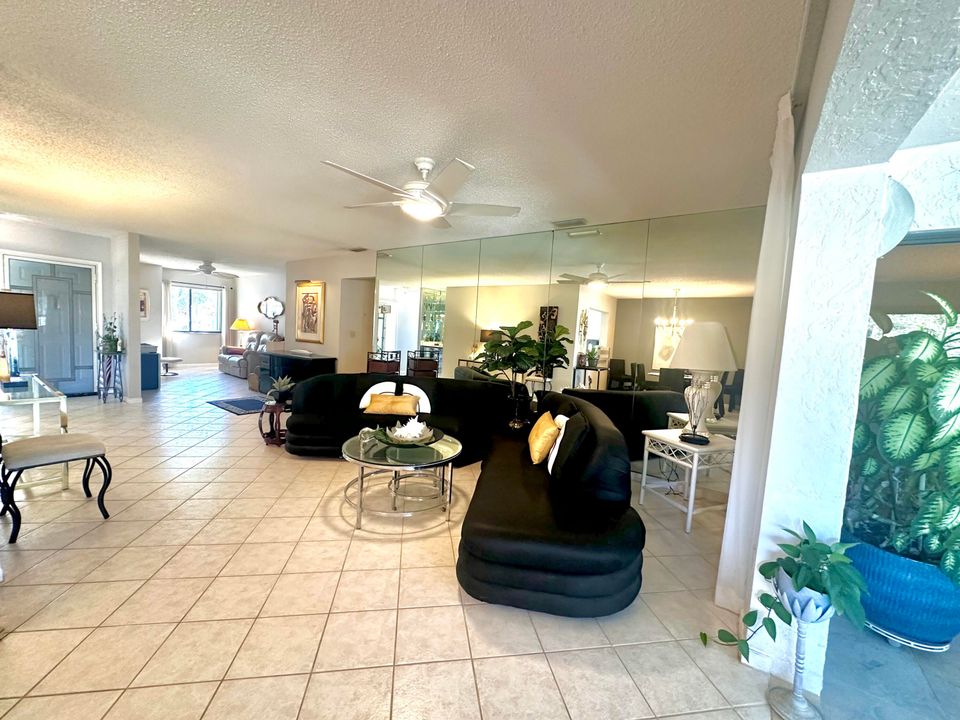 En Venta: $375,000 (2 camas, 2 baños, 1413 Pies cuadrados)