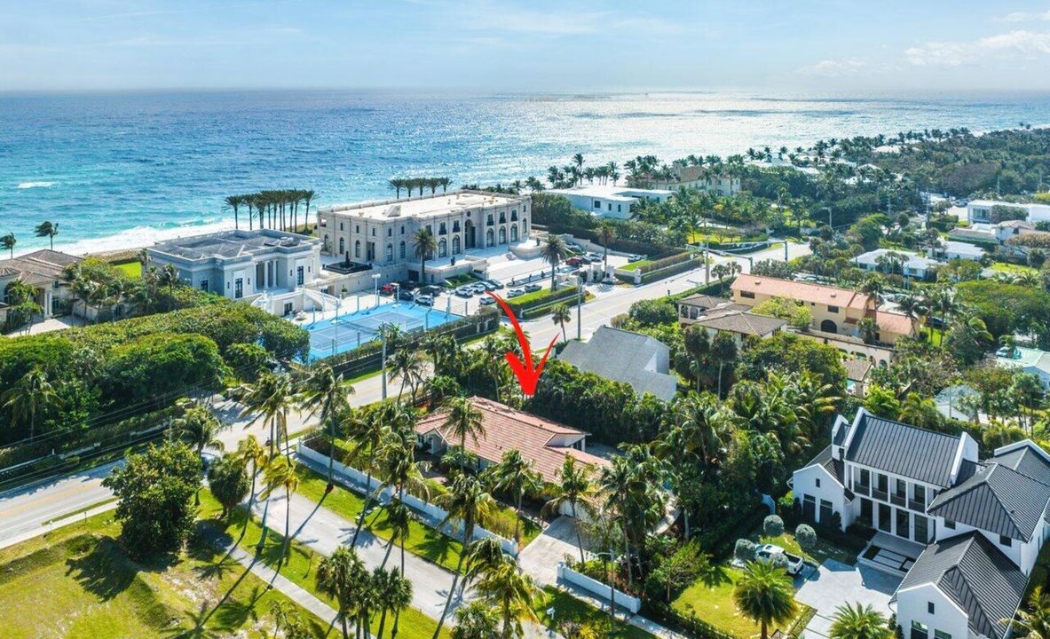 For Sale: $3,695,000 (3 beds, 4 baths, 2602 Square Feet)