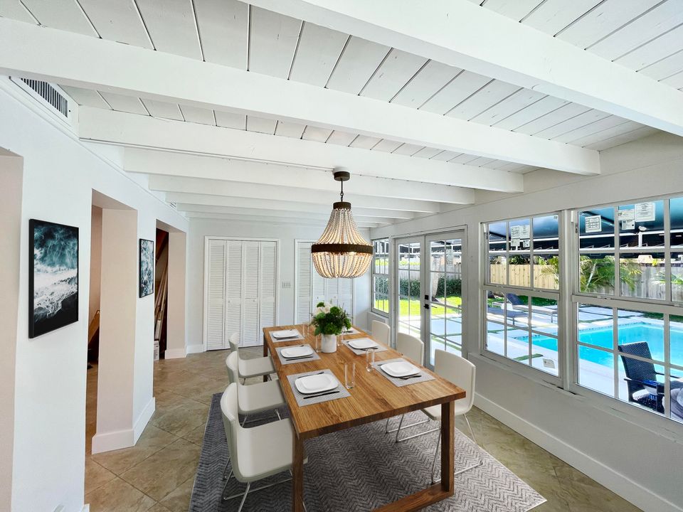 For Sale: $1,535,000 (3 beds, 3 baths, 1839 Square Feet)