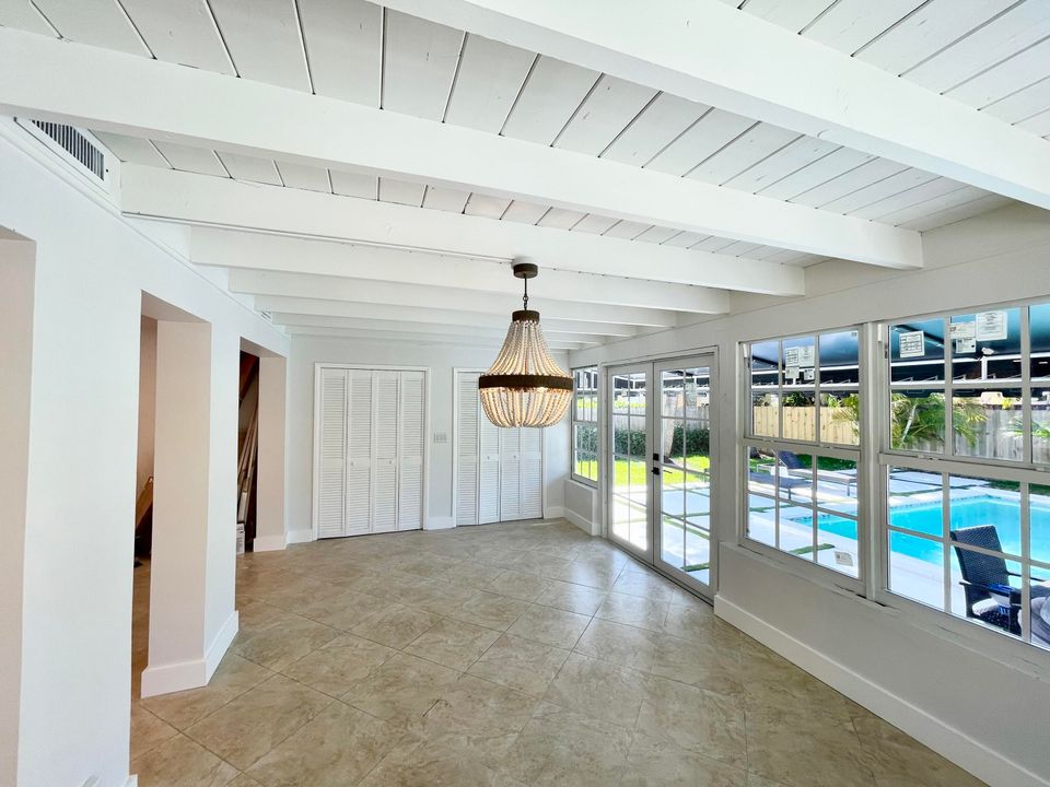 For Sale: $1,535,000 (3 beds, 3 baths, 1839 Square Feet)