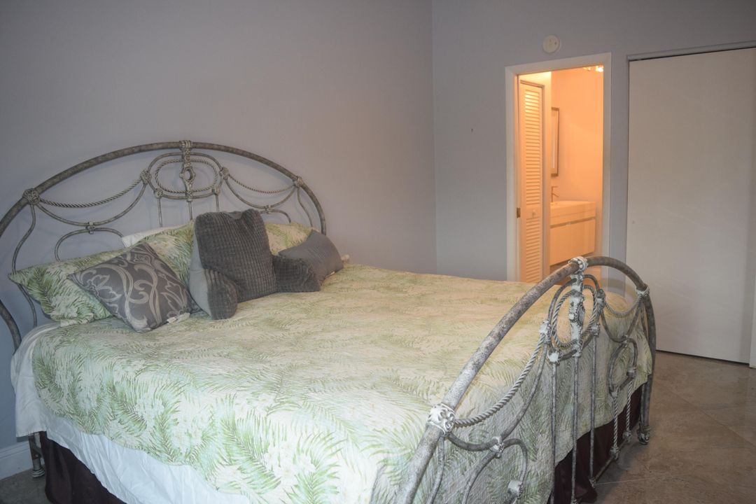 For Rent: $2,200 (2 beds, 2 baths, 1280 Square Feet)