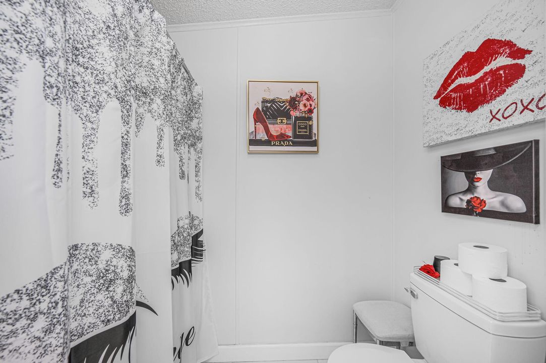 For Sale: $187,777 (2 beds, 2 baths, 1529 Square Feet)