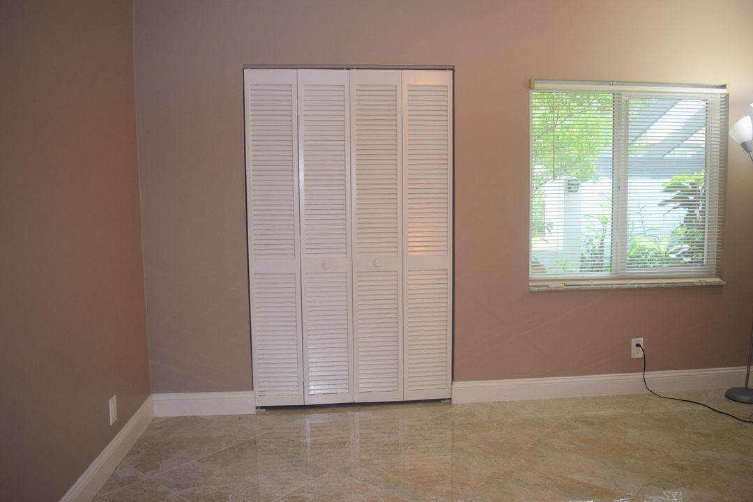 For Rent: $2,200 (2 beds, 2 baths, 1280 Square Feet)