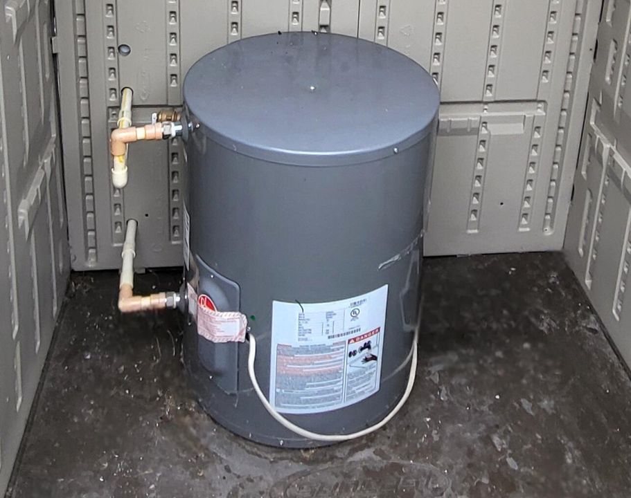 待售: $115,000 (2 贝兹, 1 浴室, 636 平方英尺)