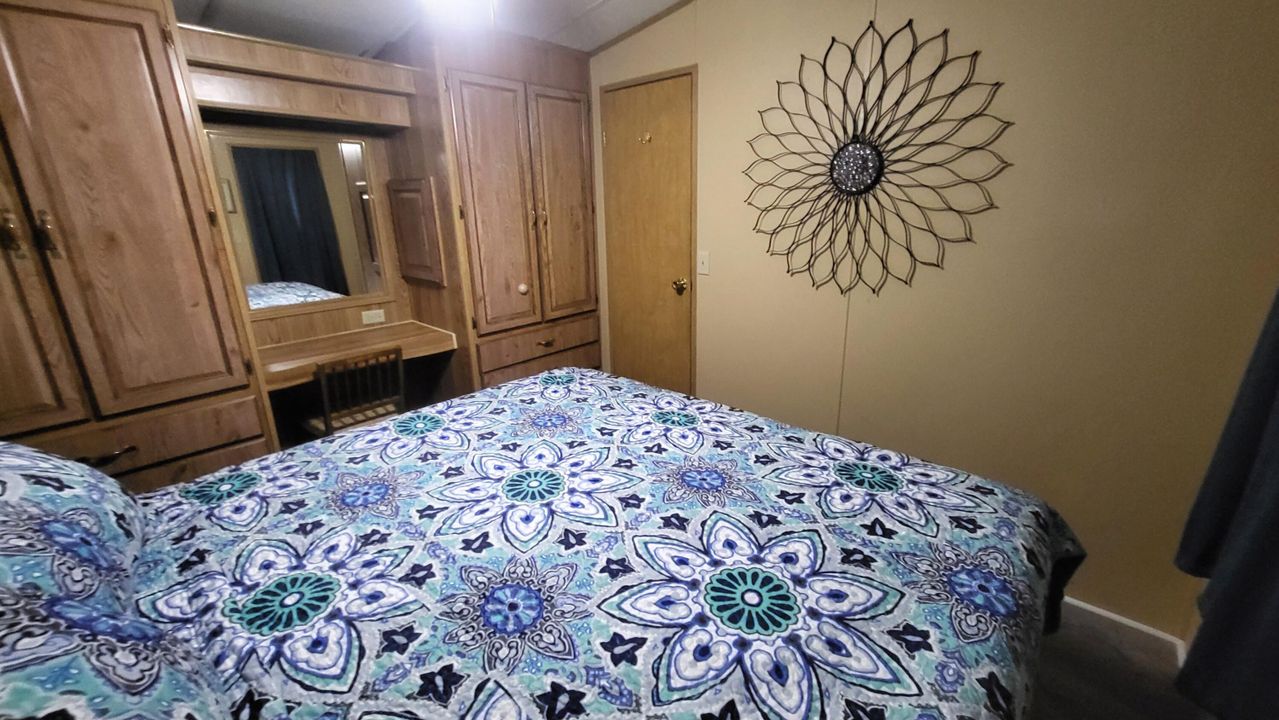 待售: $115,000 (2 贝兹, 1 浴室, 636 平方英尺)