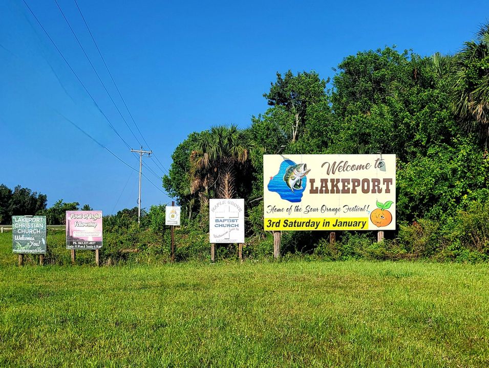 待售: $115,000 (2 贝兹, 1 浴室, 636 平方英尺)