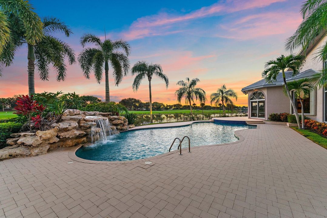 待售: $6,495,000 (5 贝兹, 5 浴室, 8758 平方英尺)