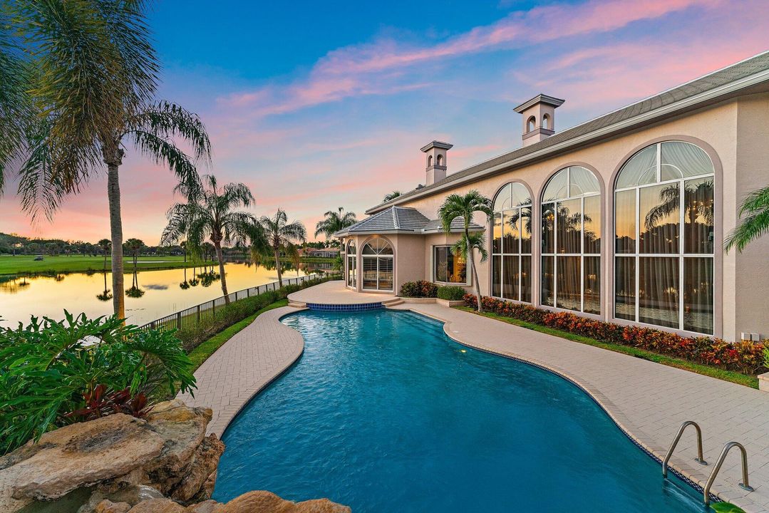 待售: $6,495,000 (5 贝兹, 5 浴室, 8758 平方英尺)