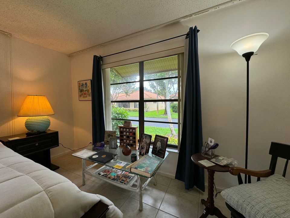 На продажу: $400,000 (2 спален, 2 ванн, 1404 Квадратных фут)