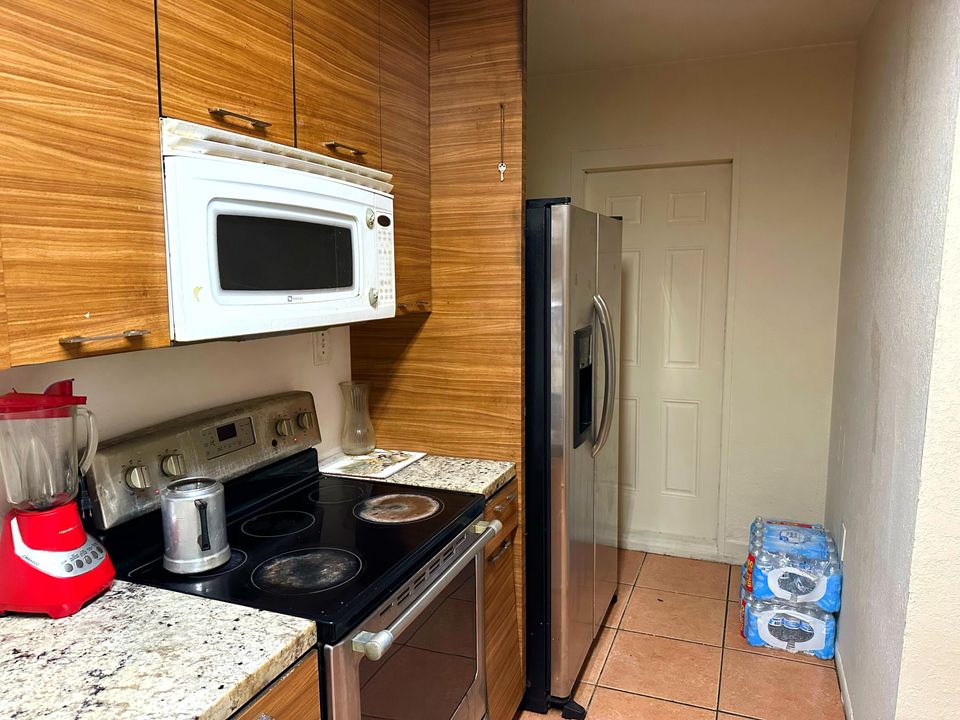 En Venta: $189,900 (3 camas, 2 baños, 1000 Pies cuadrados)