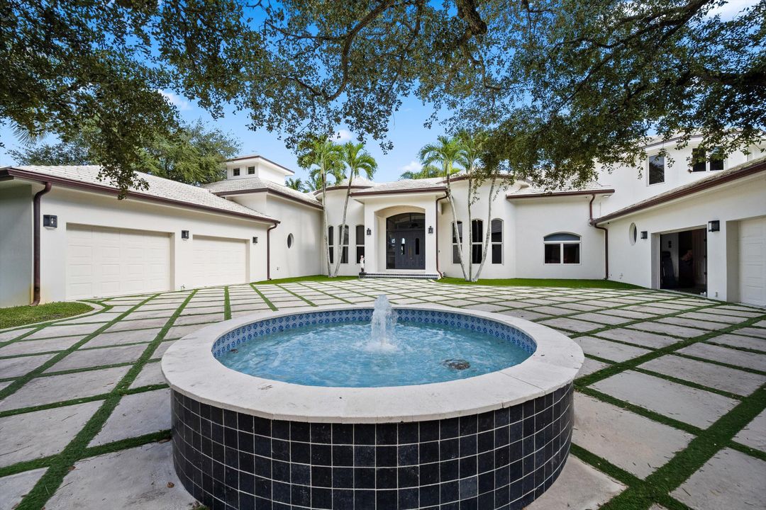 En Venta: $3,000,000 (6 camas, 6 baños, 7011 Pies cuadrados)