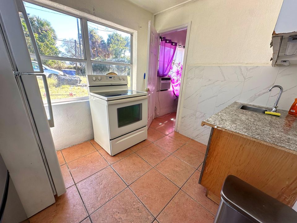 En Venta: $189,900 (3 camas, 2 baños, 1000 Pies cuadrados)