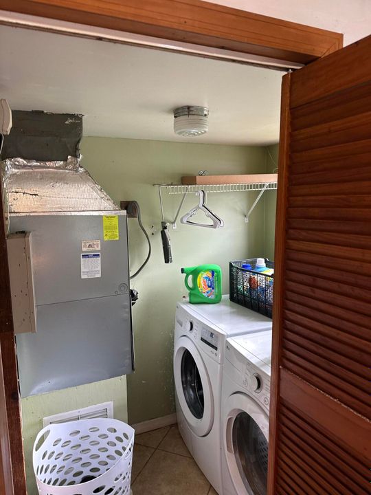 На продажу: $289,900 (3 спален, 1 ванн, 1428 Квадратных фут)