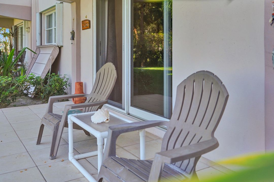 待售: $479,000 (2 贝兹, 2 浴室, 899 平方英尺)