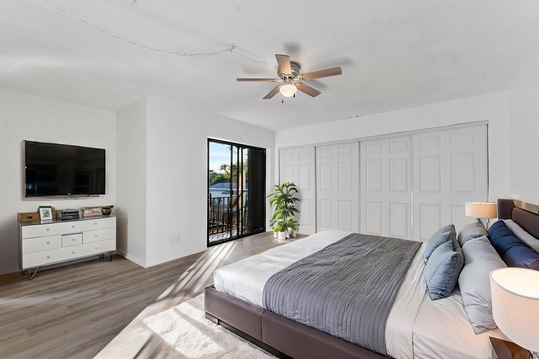 For Sale: $375,000 (3 beds, 2 baths, 1722 Square Feet)