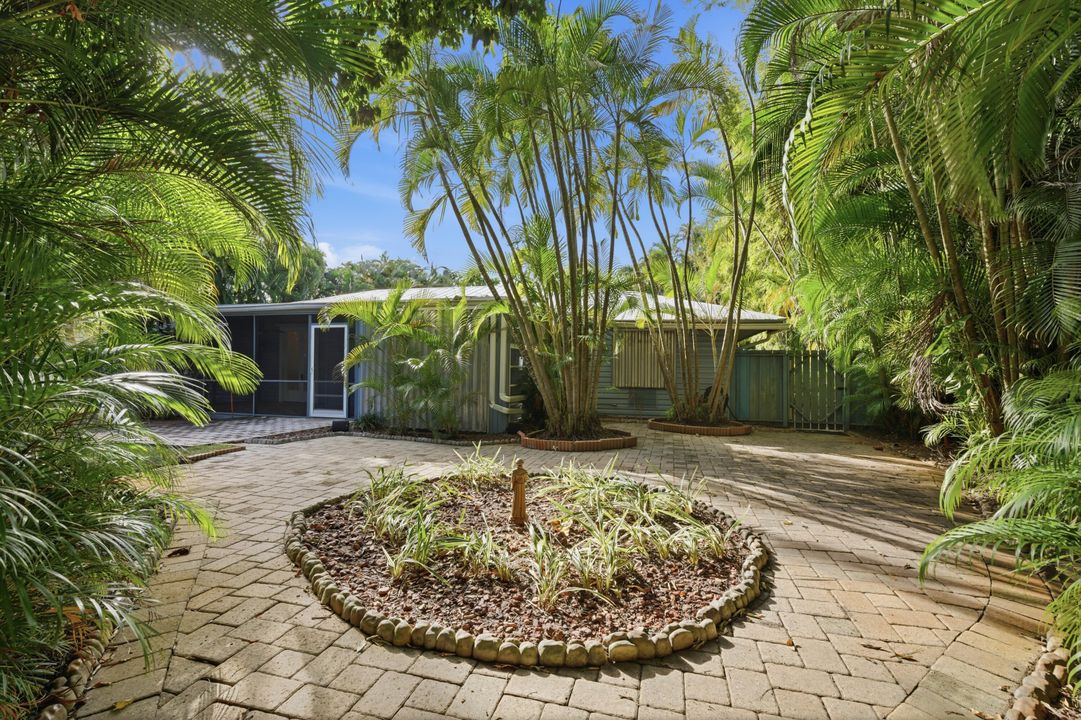 En Venta: $649,000 (4 camas, 3 baños, 2069 Pies cuadrados)