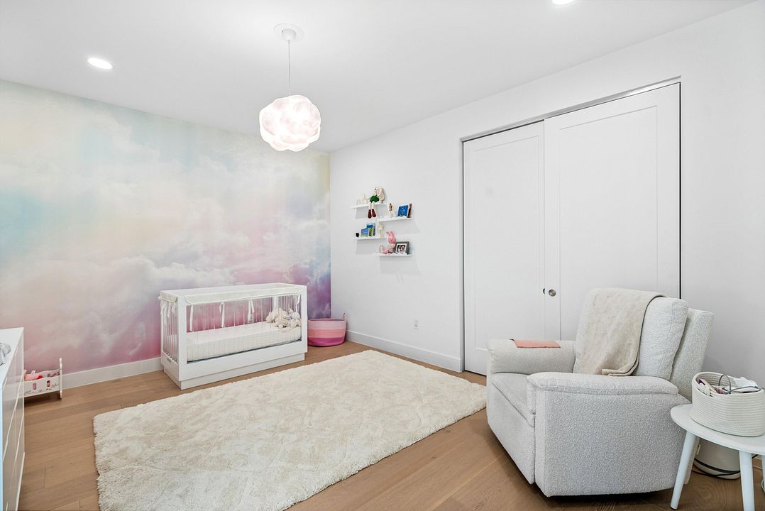 待售: $2,599,000 (5 贝兹, 5 浴室, 5330 平方英尺)