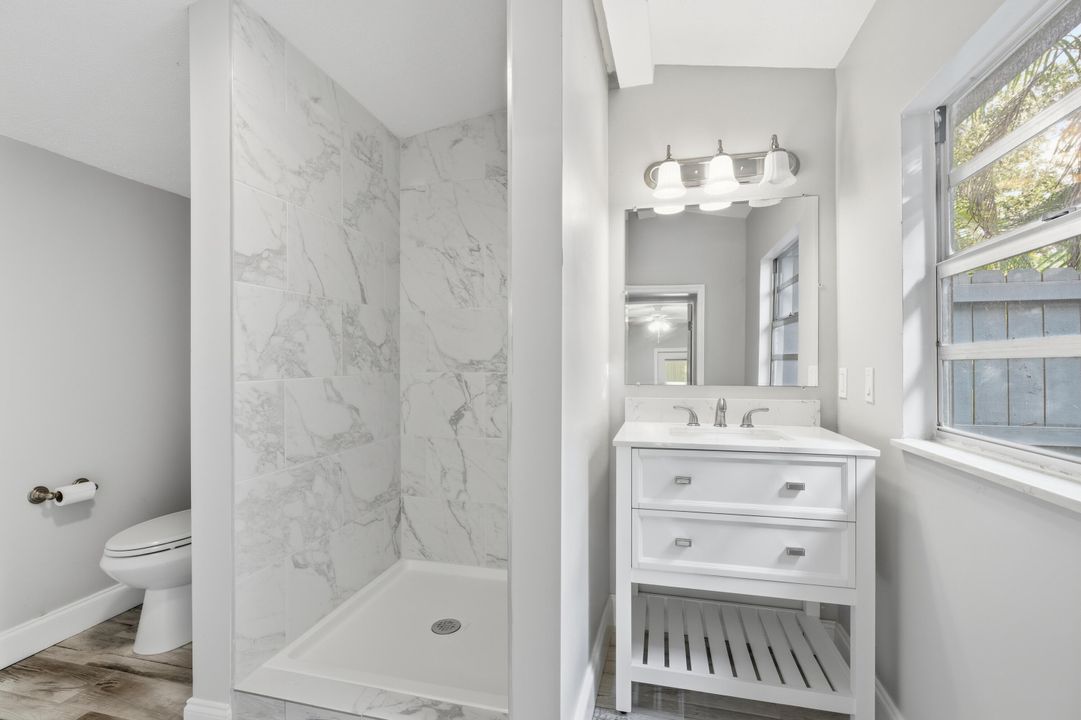 En Venta: $649,000 (4 camas, 3 baños, 2069 Pies cuadrados)