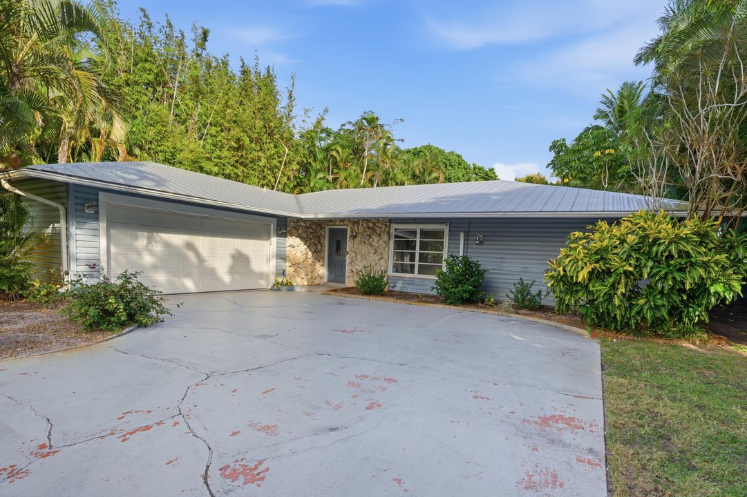 En Venta: $649,000 (4 camas, 3 baños, 2069 Pies cuadrados)