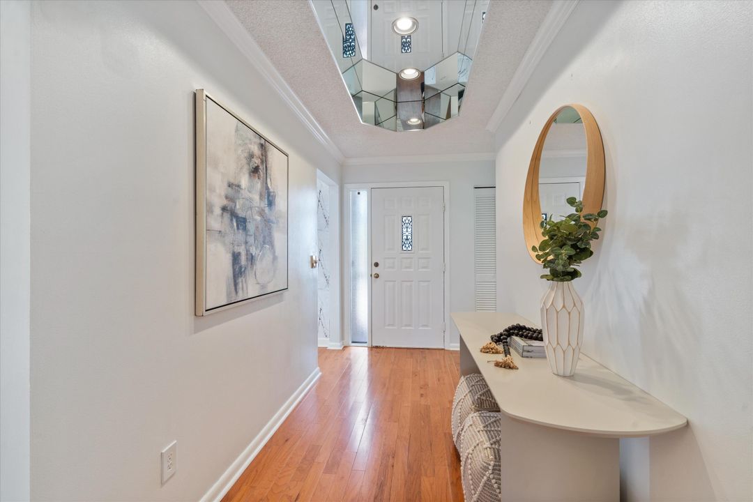 For Sale: $345,000 (2 beds, 2 baths, 1332 Square Feet)