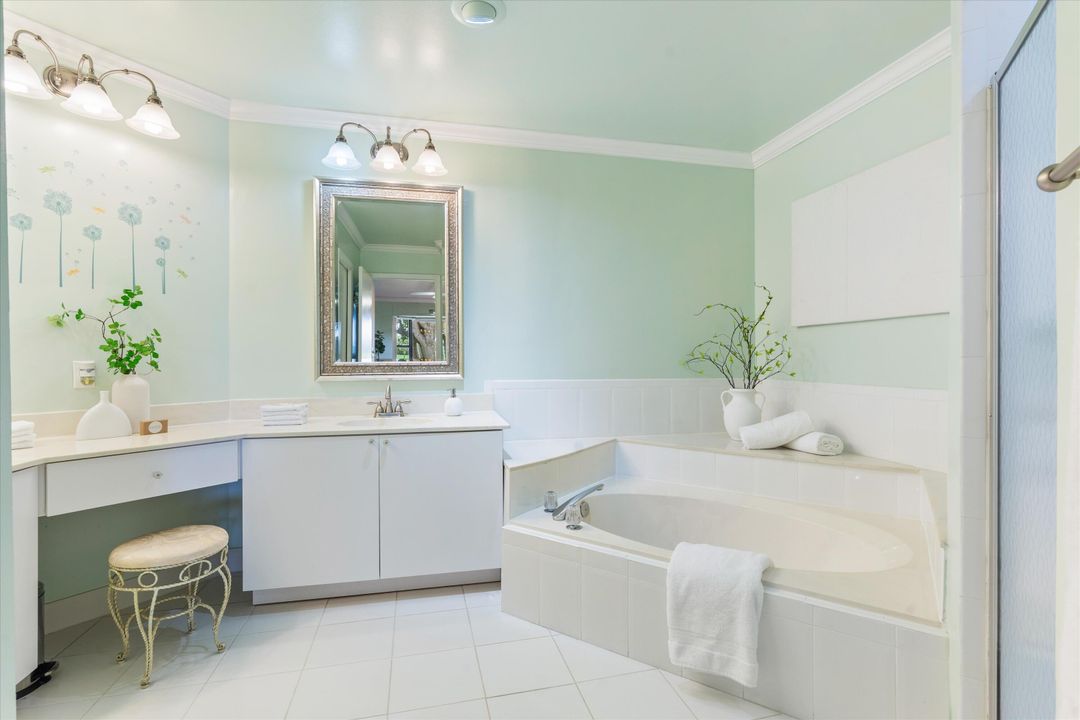 For Sale: $345,000 (2 beds, 2 baths, 1332 Square Feet)