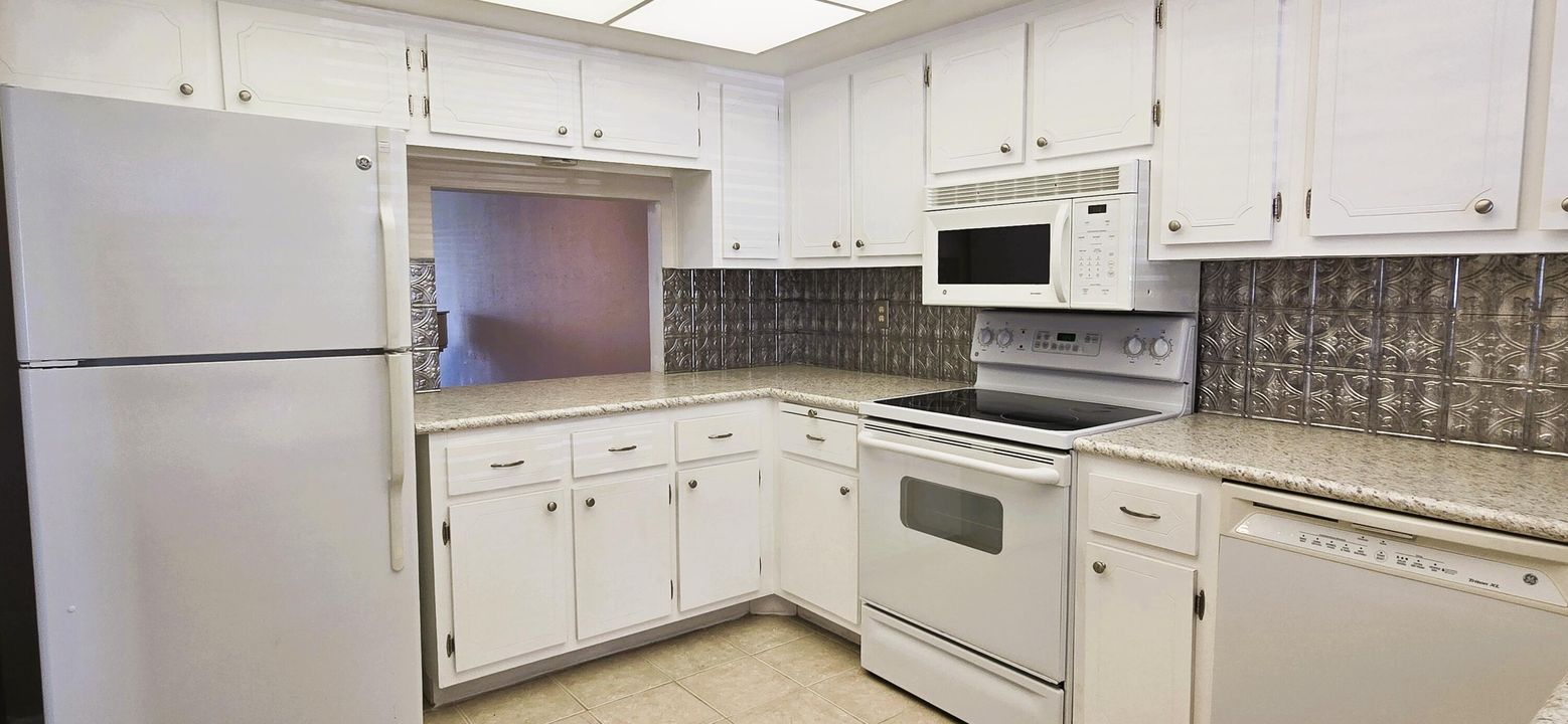 En Venta: $499,000 (2 camas, 2 baños, 1423 Pies cuadrados)