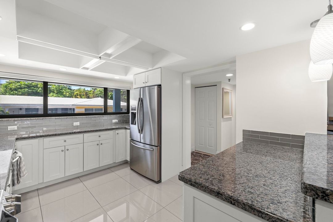 En Venta: $1,285,000 (2 camas, 2 baños, 1670 Pies cuadrados)