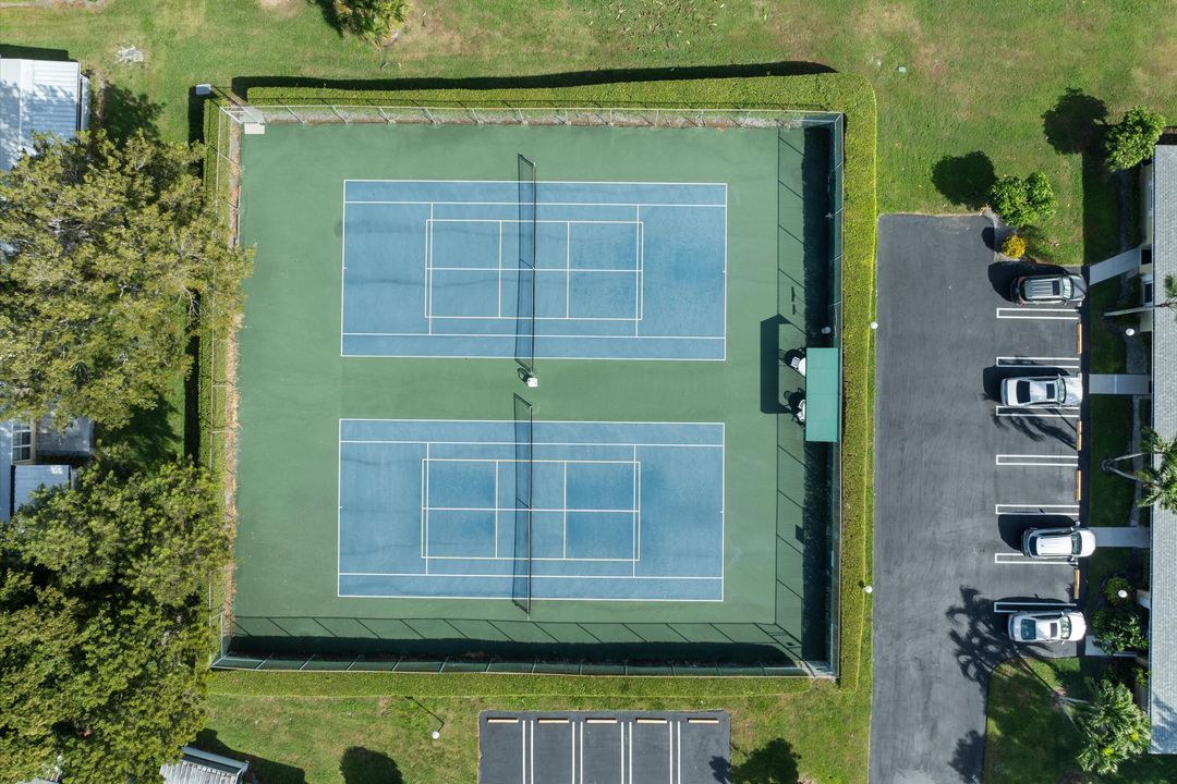 На продажу: $195,000 (2 спален, 2 ванн, 1167 Квадратных фут)