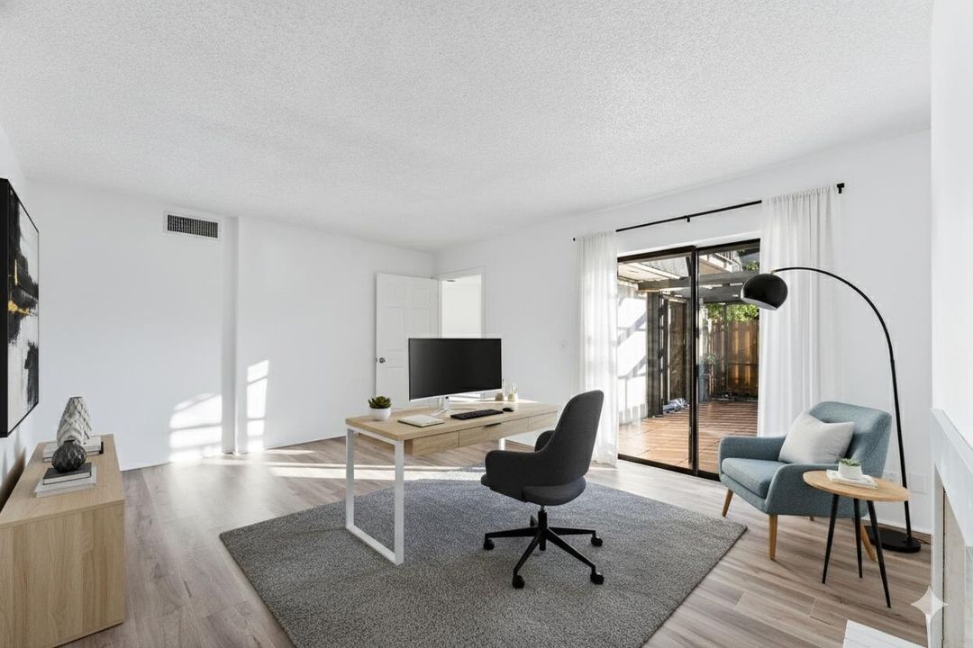 For Sale: $375,000 (3 beds, 2 baths, 1722 Square Feet)