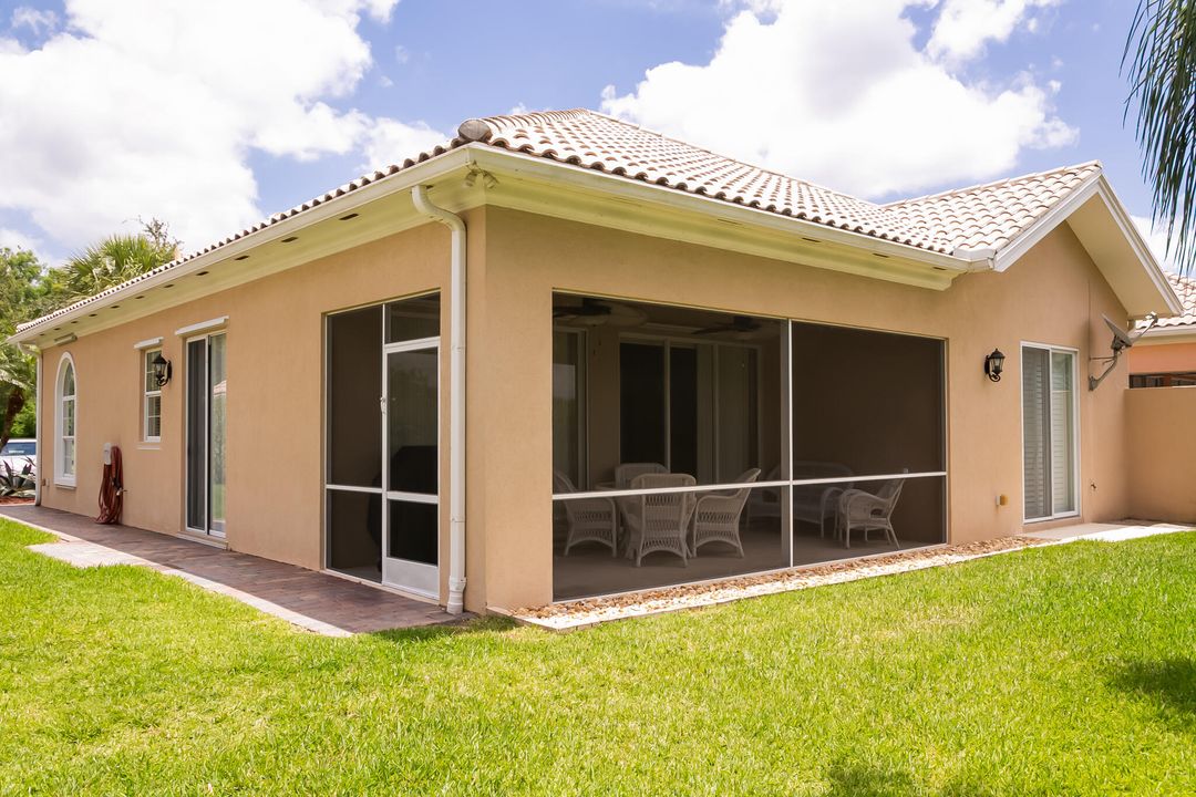 На продажу: $375,000 (3 спален, 2 ванн, 2000 Квадратных фут)