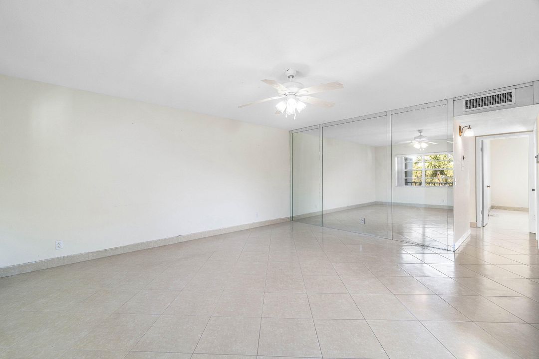 For Sale: $89,000 (2 beds, 2 baths, 920 Square Feet)