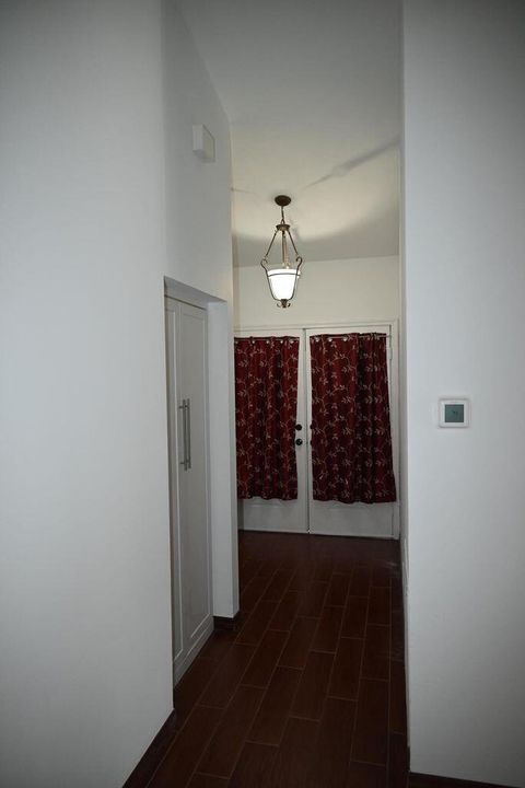 En Venta: $639,900 (3 camas, 2 baños, 1854 Pies cuadrados)