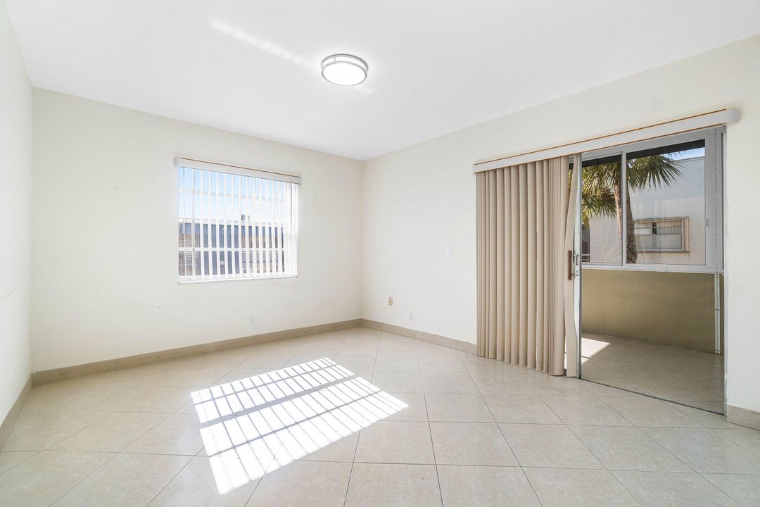 For Sale: $89,000 (2 beds, 2 baths, 920 Square Feet)