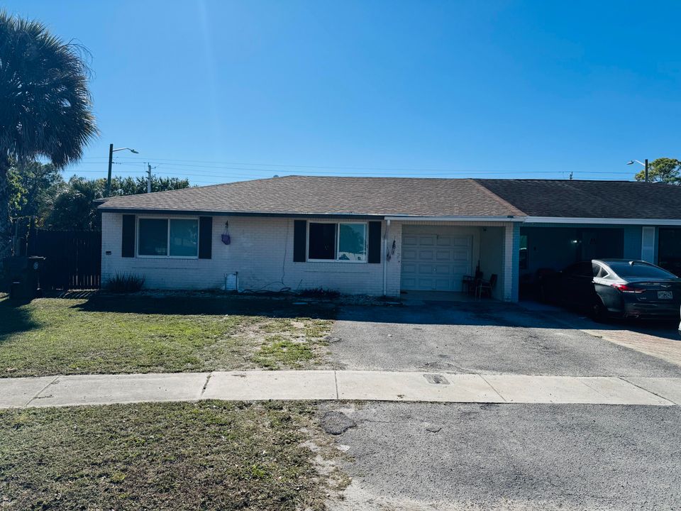 For Sale: $365,000 (3 beds, 2 baths, 1320 Square Feet)