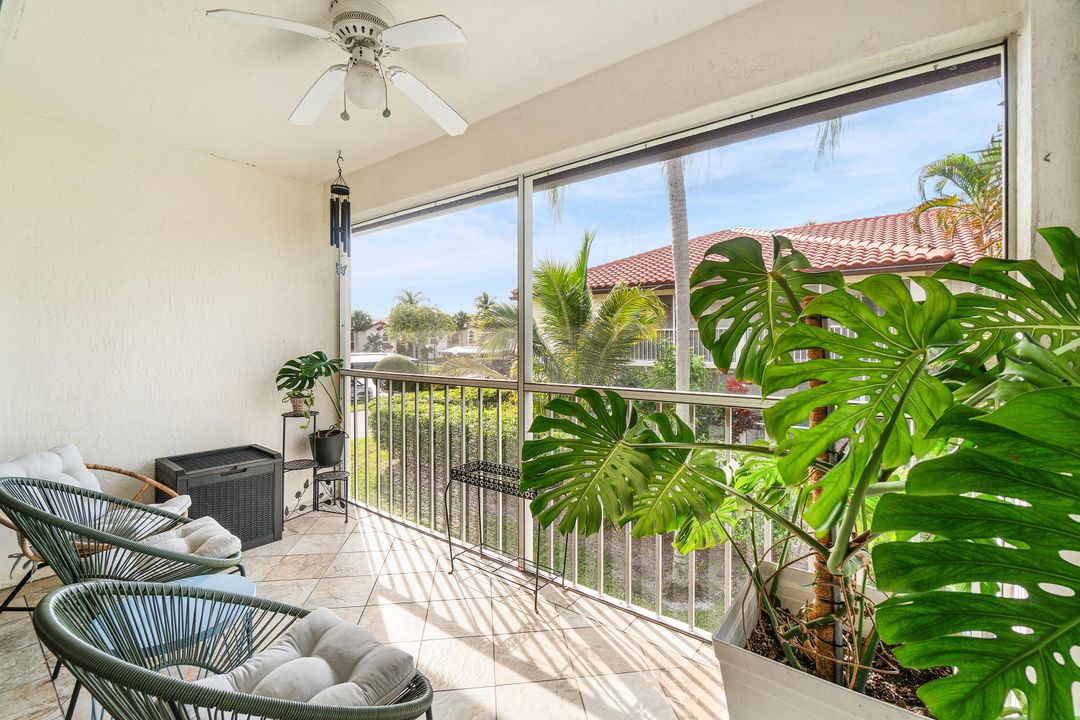 En Venta: $348,500 (2 camas, 2 baños, 1283 Pies cuadrados)