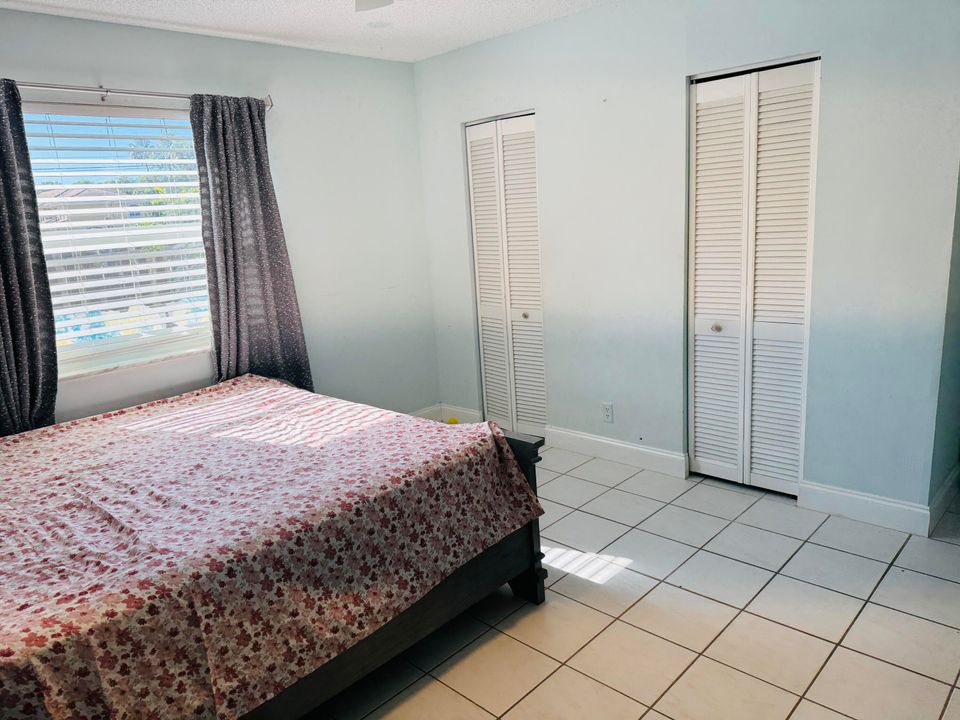 For Sale: $365,000 (3 beds, 2 baths, 1320 Square Feet)