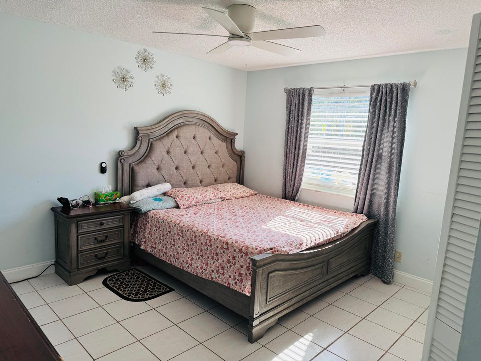 For Sale: $365,000 (3 beds, 2 baths, 1320 Square Feet)